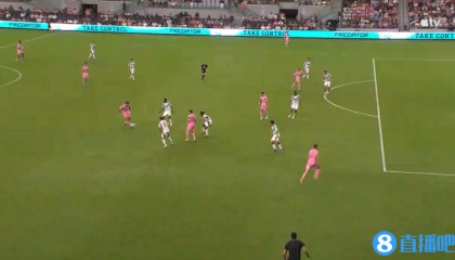 AG体育官方网站-还是0-0！阿连德禁区内抽射破门，边裁举旗示意越位在先进球无效